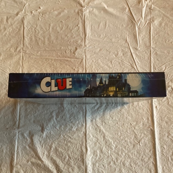 2015 Hasbro Clue Board Game - Picture 3 of 4